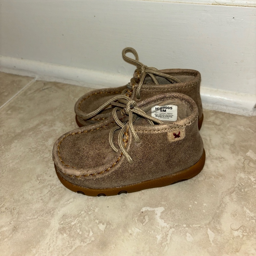Toddler Twisted X’s size 5